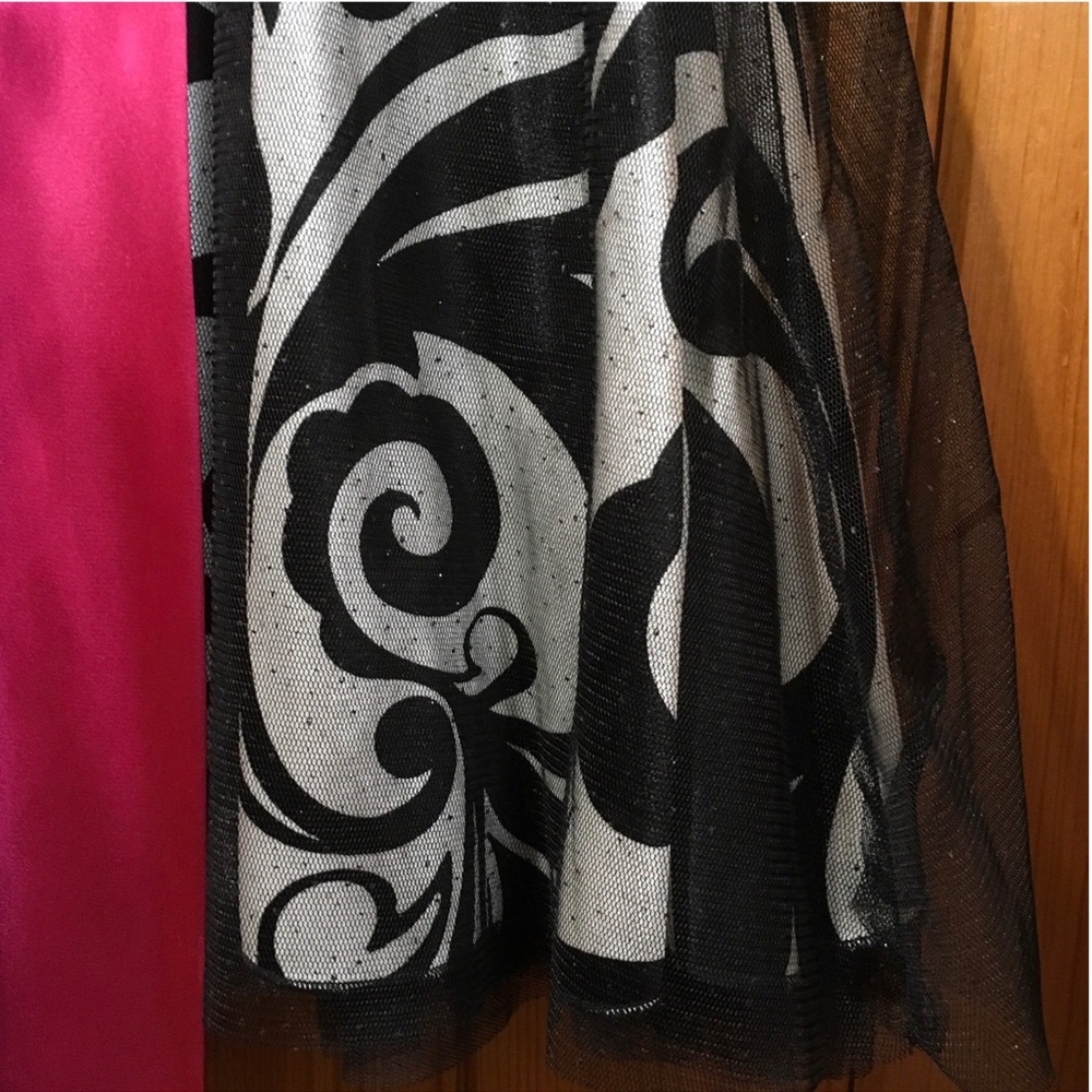 B. Darlin Sparkling Tule, Black, Cream & Hot Pink Party Dress Size Junior 5/6 - Picture 4 of 7